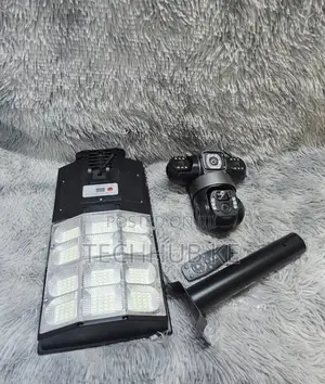 4g Solar CCTV Camera With Street Light Triple Lens PTZ Security Camera