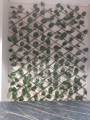 Expandable Green Privacy Fence Artificial Hedge Balcony Divider