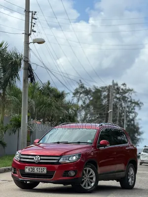 Volkswagen Tiguan 2015 Red