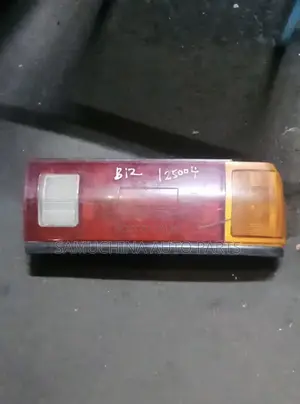 Tail Light Nissan Sunny B12 Second Edition