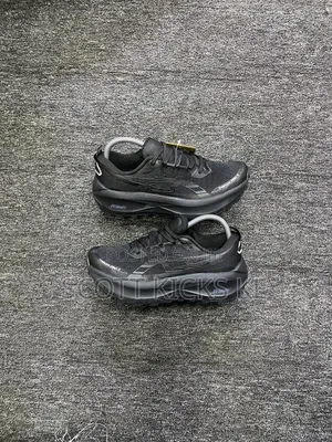 Asics Trabuco Trainers/Runners
