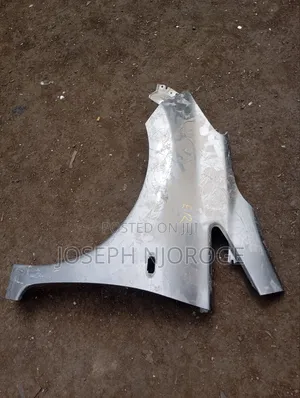 Nissan Note 2012 Wing