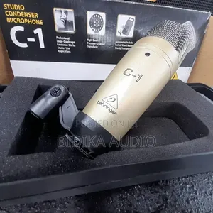 Behringer C-1 Professional Large-Diaphragm Studio Condenser Microphone