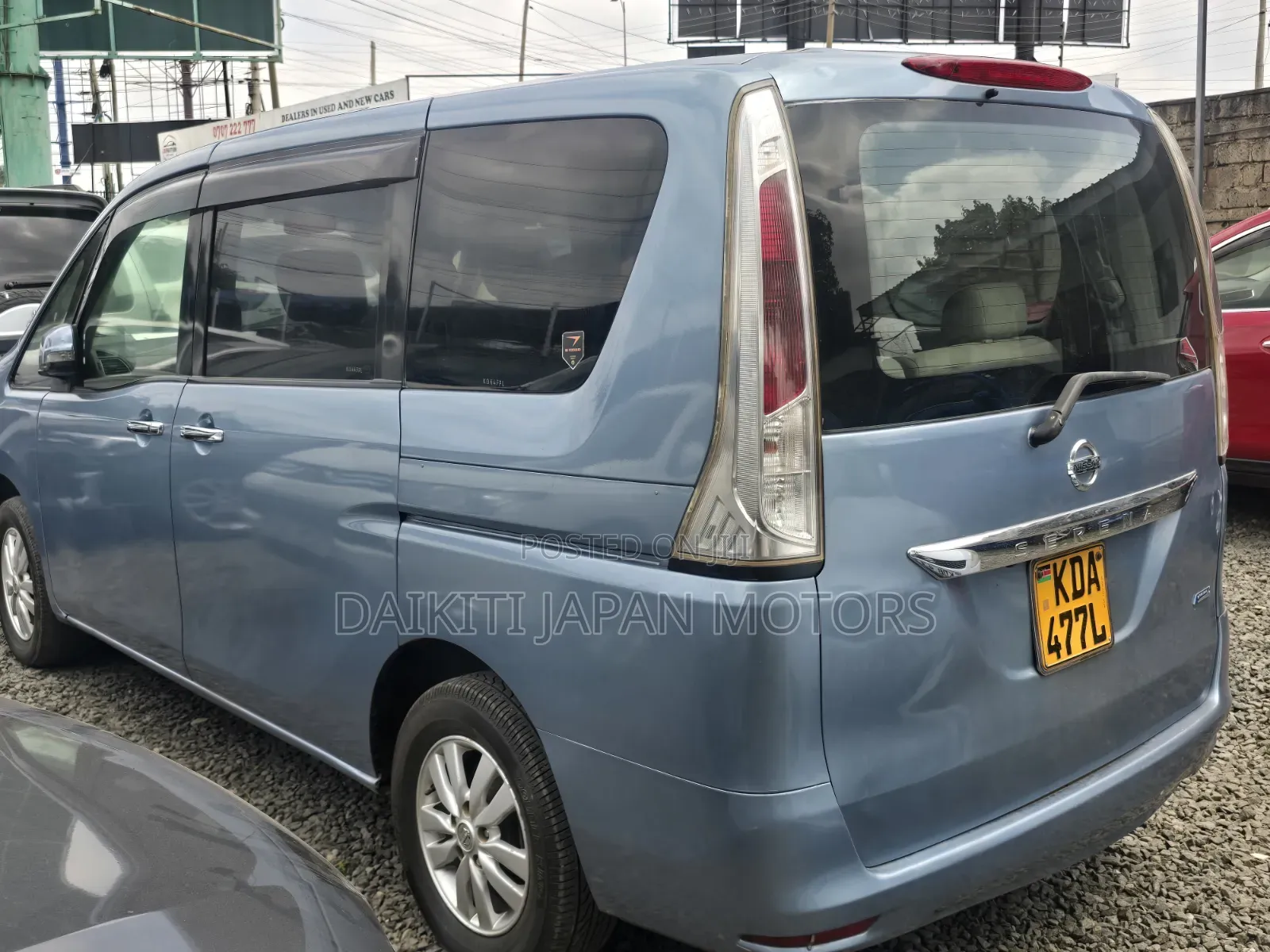 Nissan Serena 2013 Blue