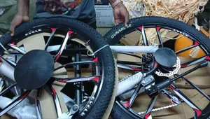 26" Designer Rim Carbon Fibre Body Bike