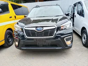 Subaru Forester Premium AWD 2019 Black