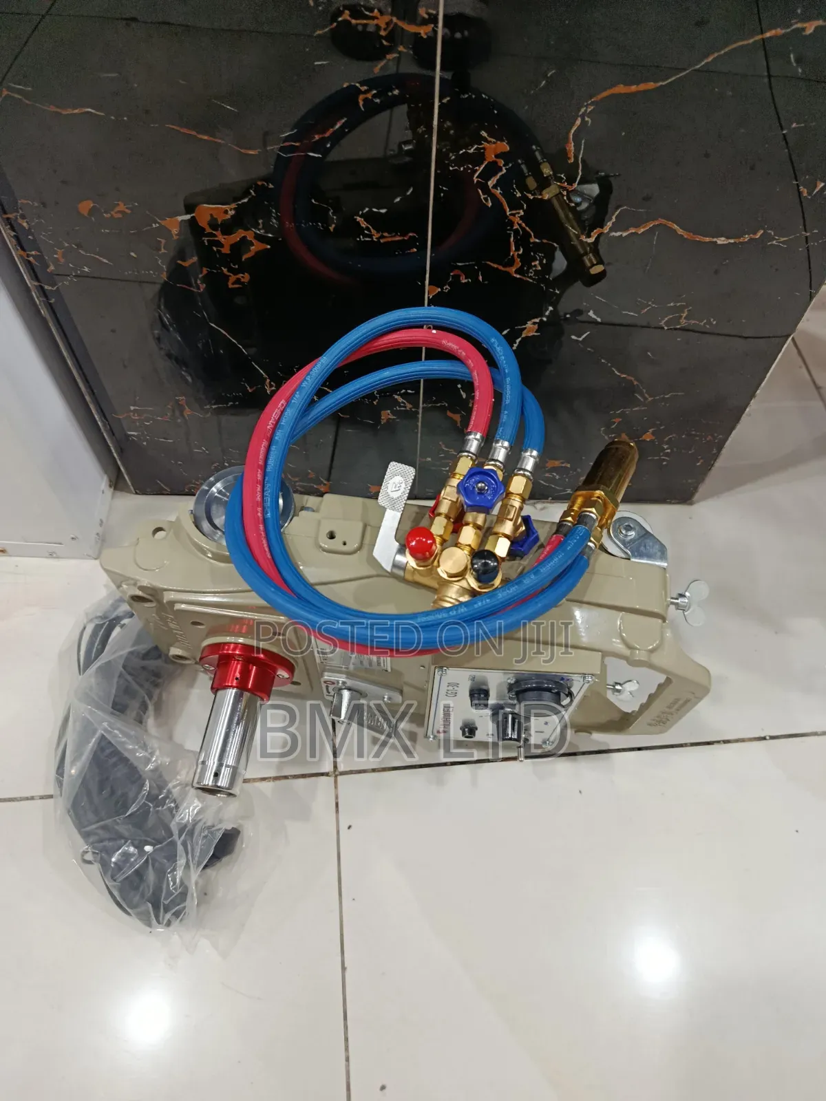 Oxy-Fuel Cutting Machine