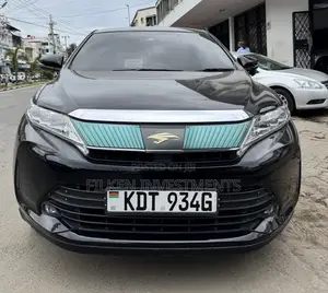 Toyota Harrier 2.0 2019 Black