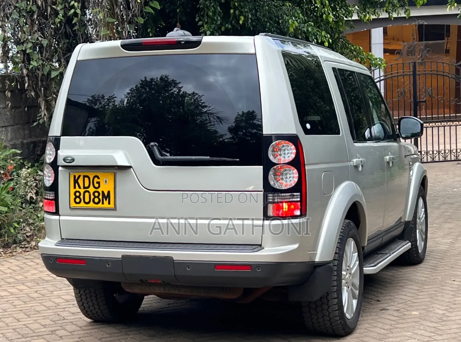 Land Rover Discovery 2014 Gray