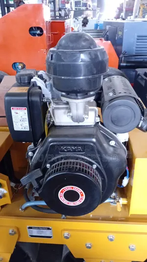 Double Drum Vibratory Road Roller Diesel Engine Compactor Roller