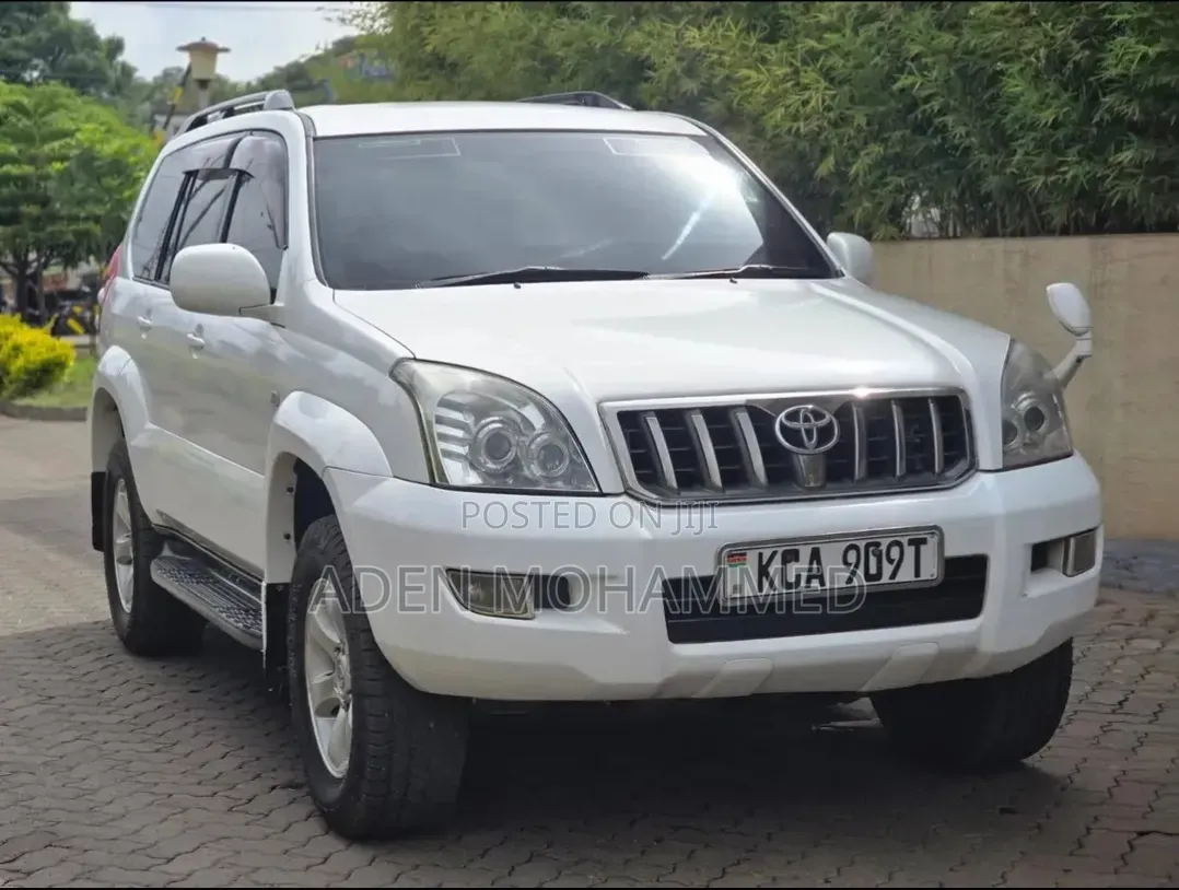 Toyota Land Cruiser Prado 2007 White