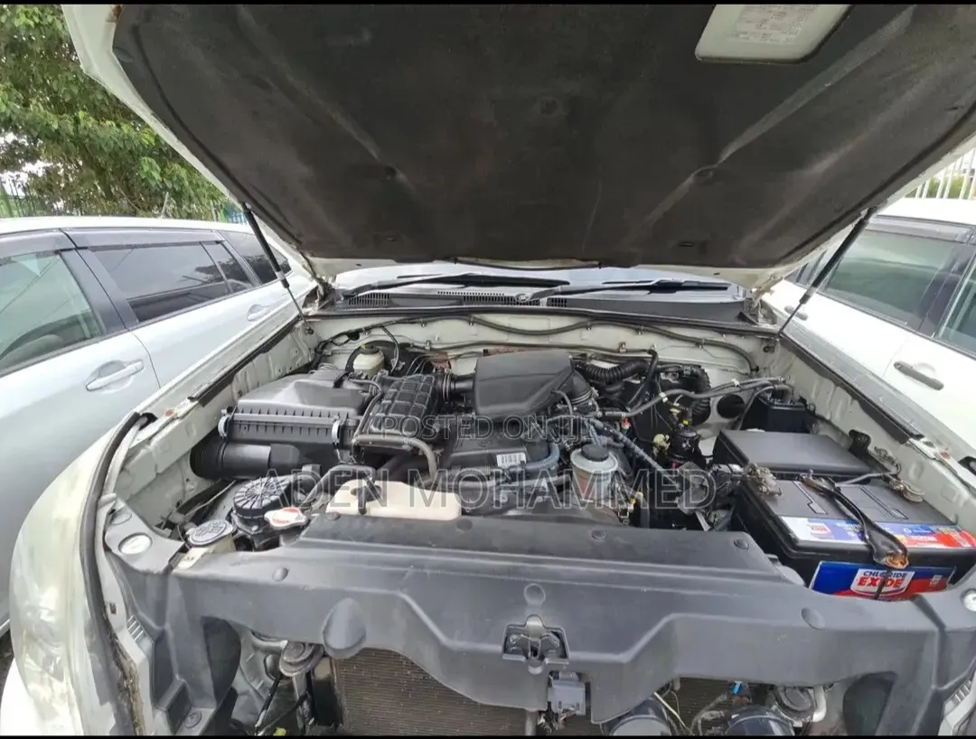 Toyota Land Cruiser Prado 2007 White