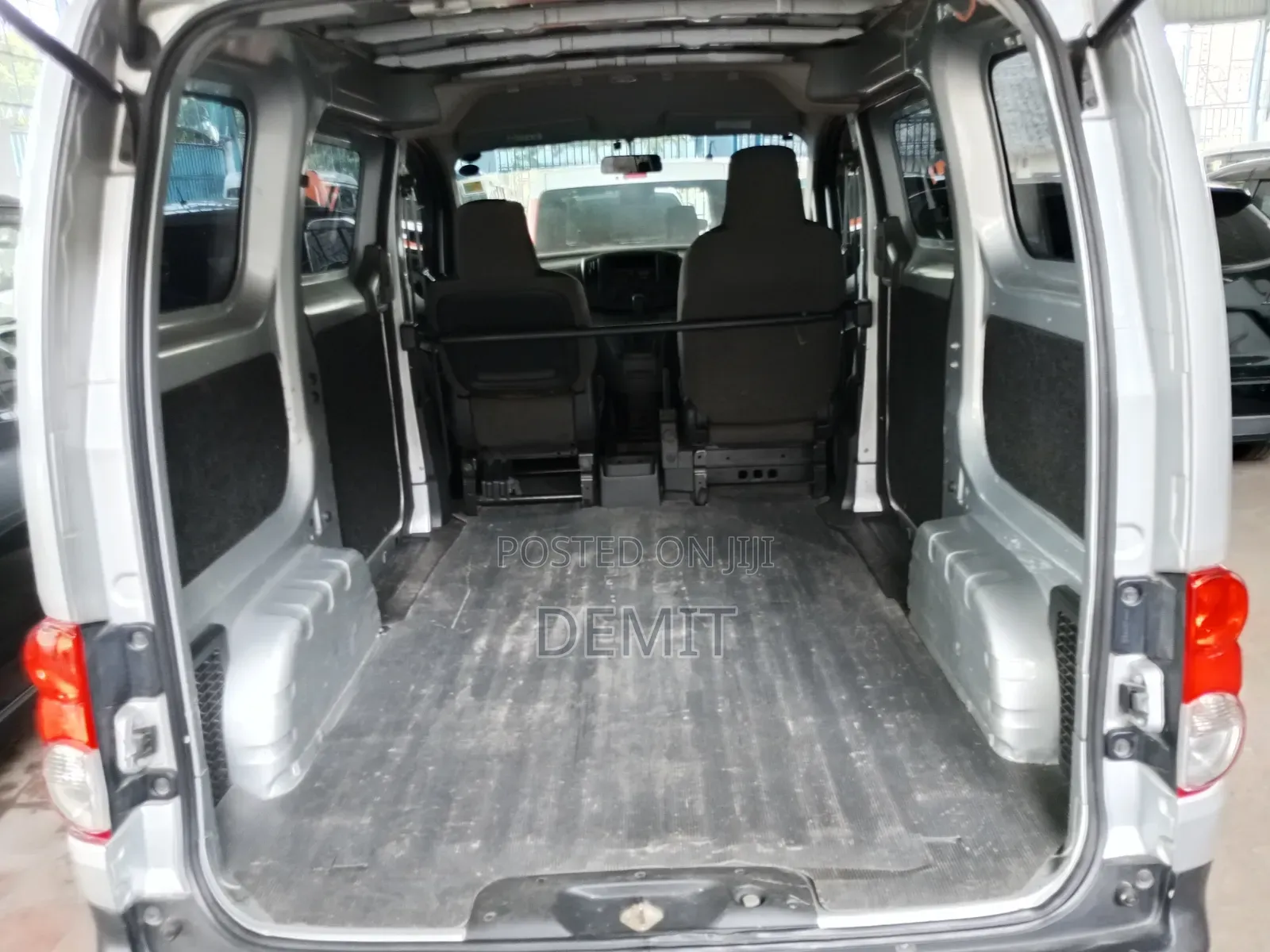 Nissan NV200 2018 Silver