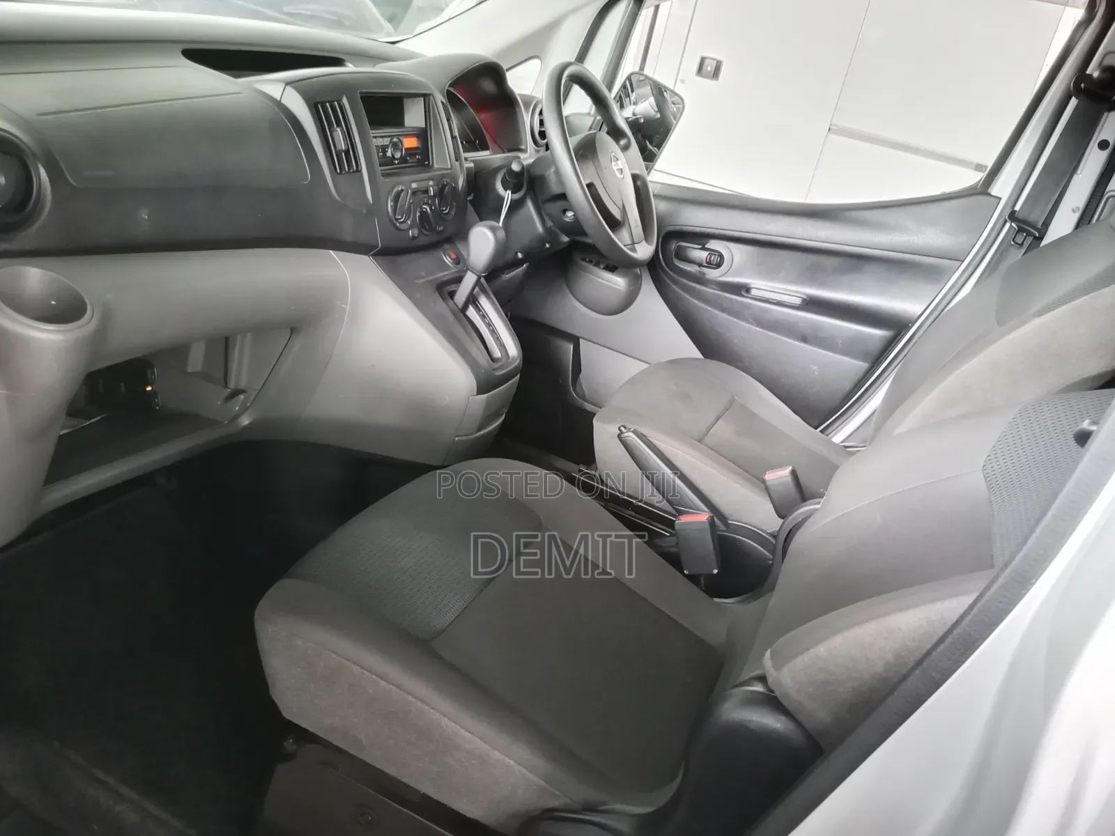 Nissan NV200 2018 Silver