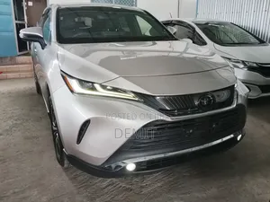 Toyota Harrier 2020 Gold
