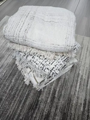 Premium Quality Throw Blankets*