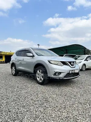 Nissan X-Trail 2.0 Petrol AWD 2014 Silver