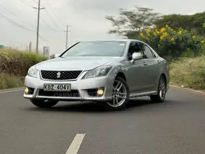 Toyota Crown 2009 Silver