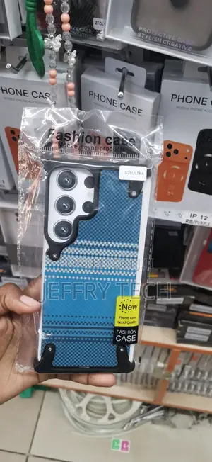 Samsung Galaxy S25 Ultra,Bold Blue and White Plaid Case
