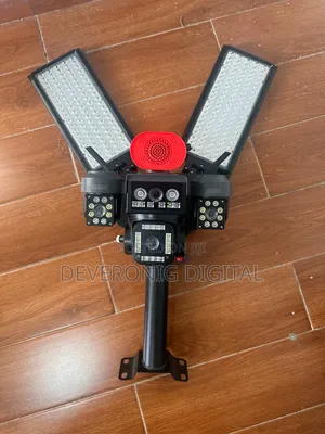 V560st (Aov 4-Lens) 1 Automatic Ptz, 1 Bullet Lens and 2 Side Manual