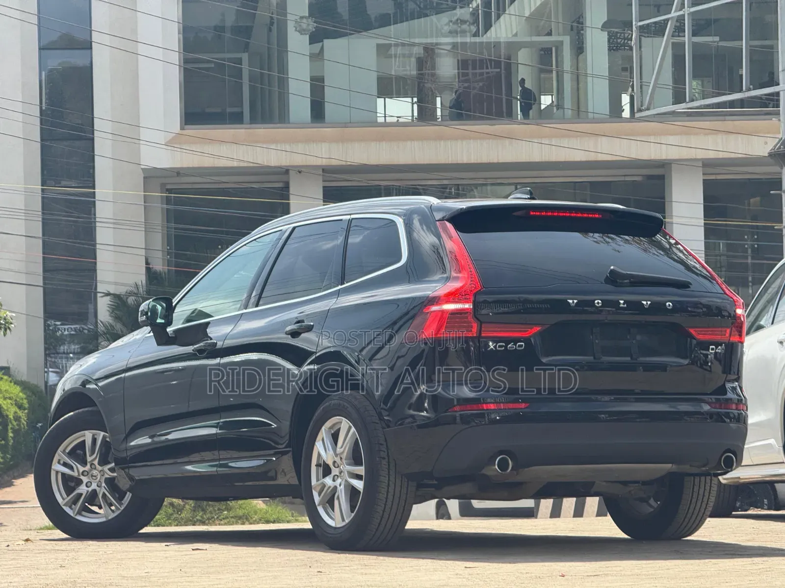 Volvo XC60 2019 Black