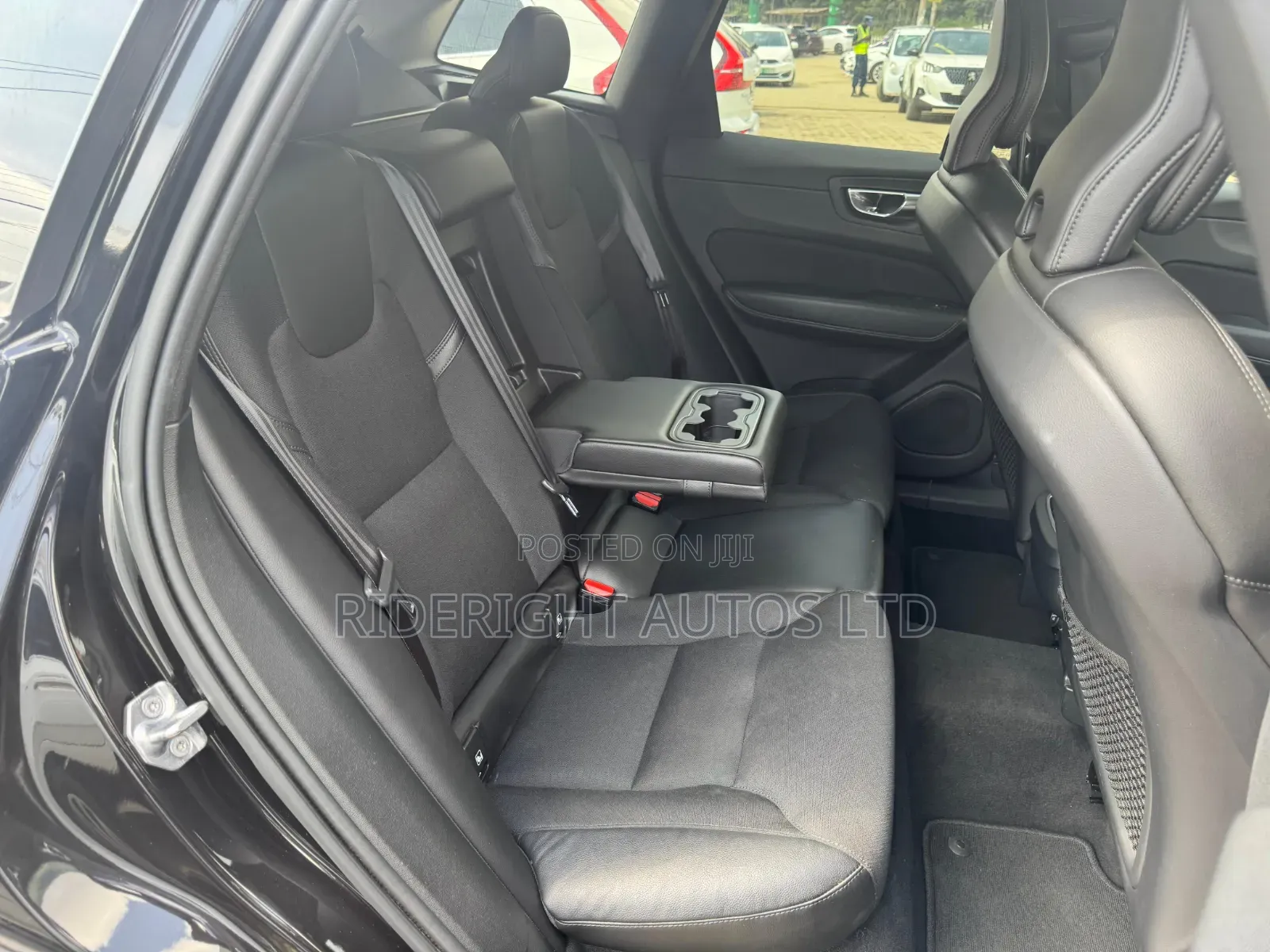 Volvo XC60 2019 Black