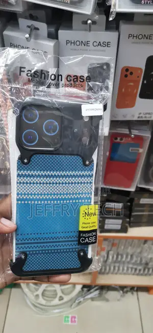 iPhone 17 Pro Max Silver Checkered Aramid Case