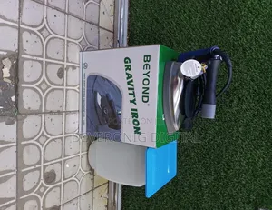 Gravity Steam Iron Box
