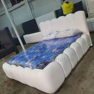 4 by 6 Bubble Bed With Tufted Headboard