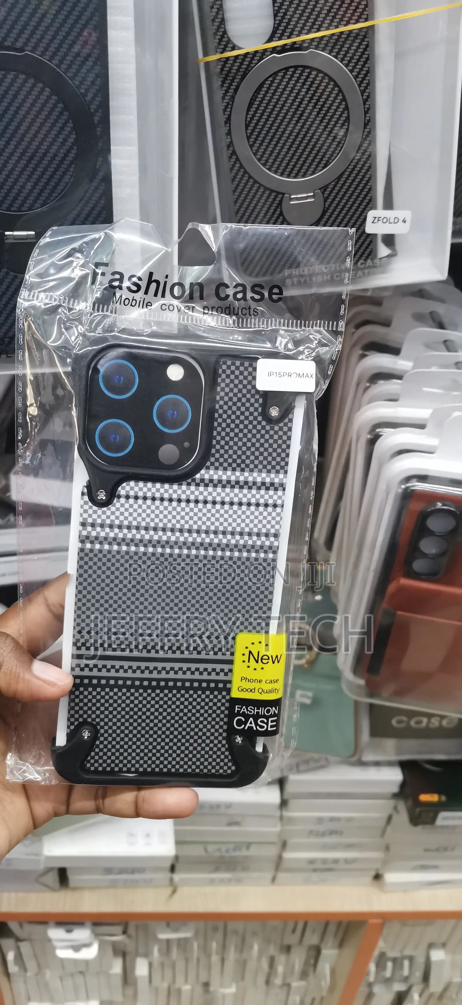 iPhone 16 Pro Max Dual-Tone, Multi-Pattern Checkered Texture Case