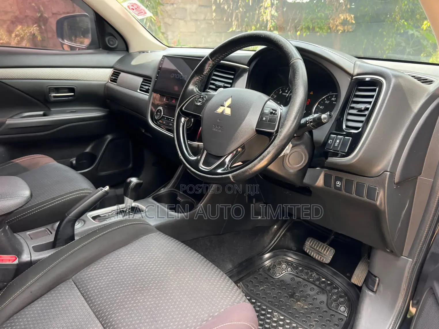 Mitsubishi Outlander 2016 Black