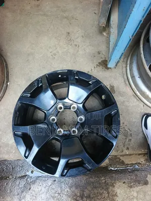 Toyota Hilux Rim Size 18 Inch Very Clean.