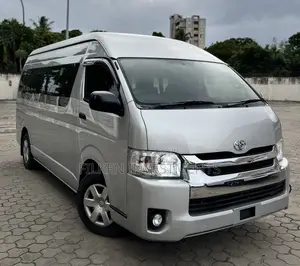 Toyota HiAce 2019 Silver