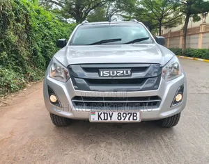 Isuzu D-MAX 2023 Silver