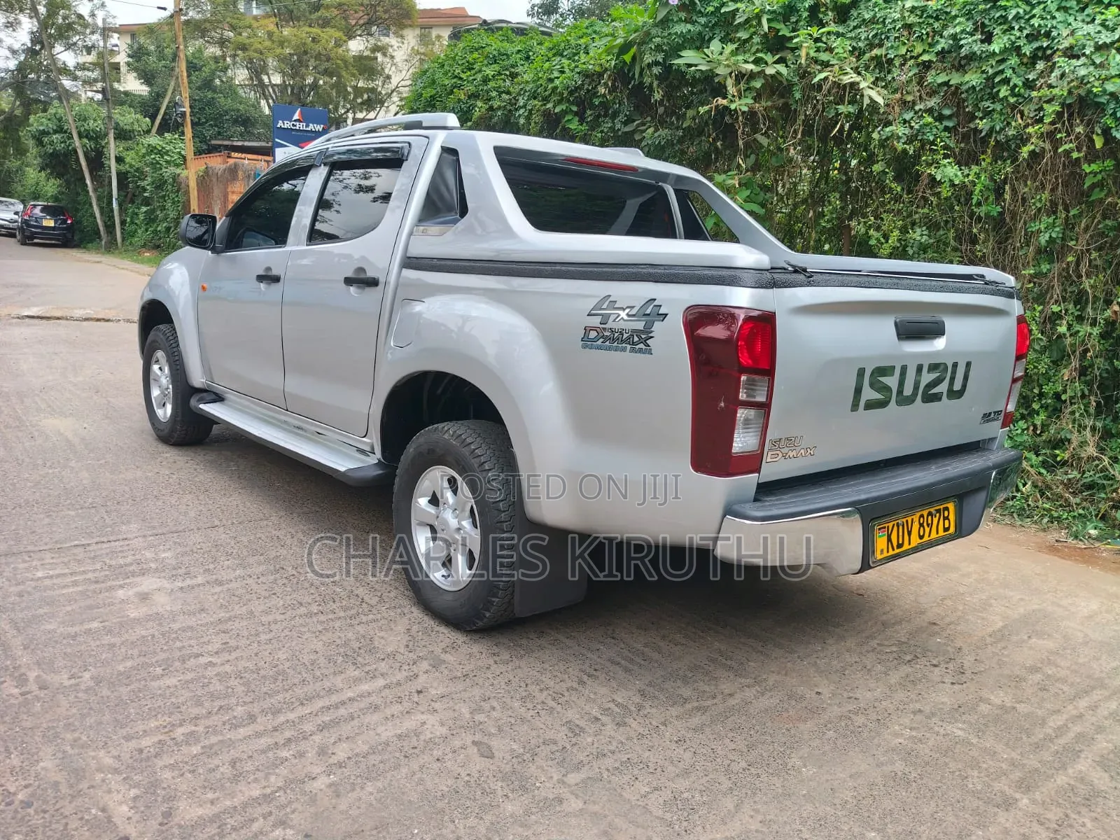 Isuzu D-MAX 2023 Silver