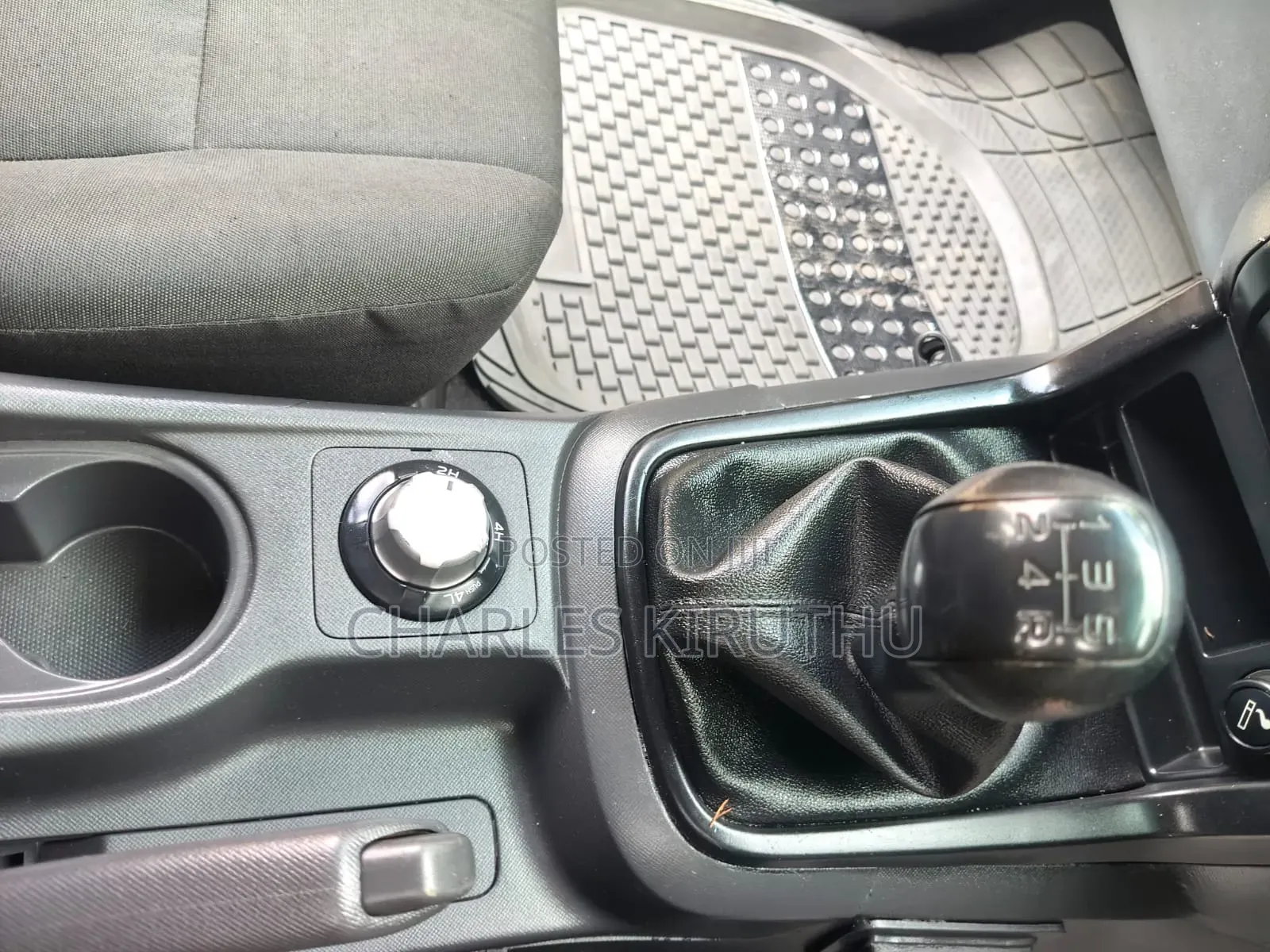 Isuzu D-MAX 2023 Silver
