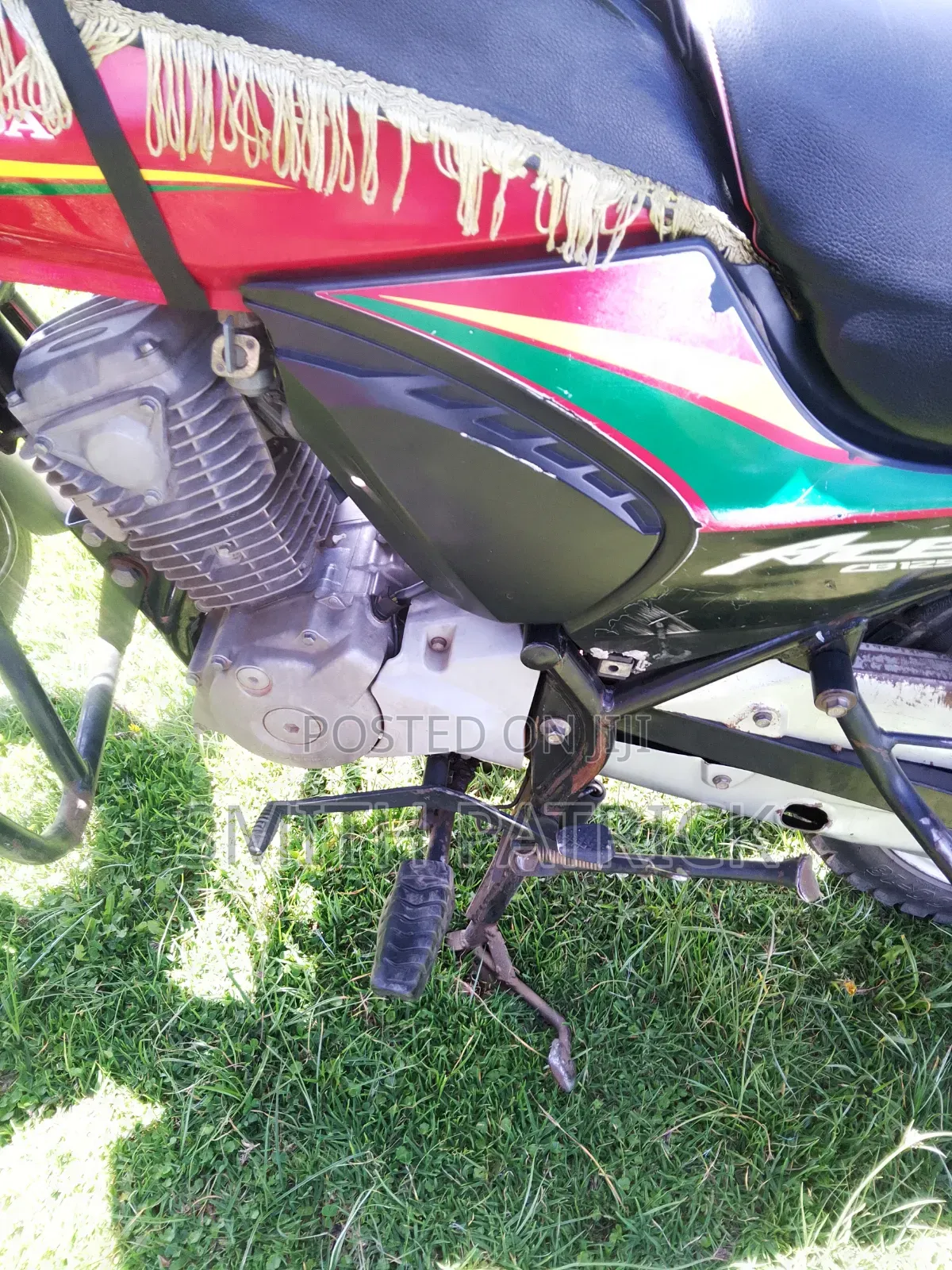 Honda CB 2021 Red
