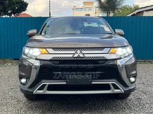 Mitsubishi Outlander 2019 Brown