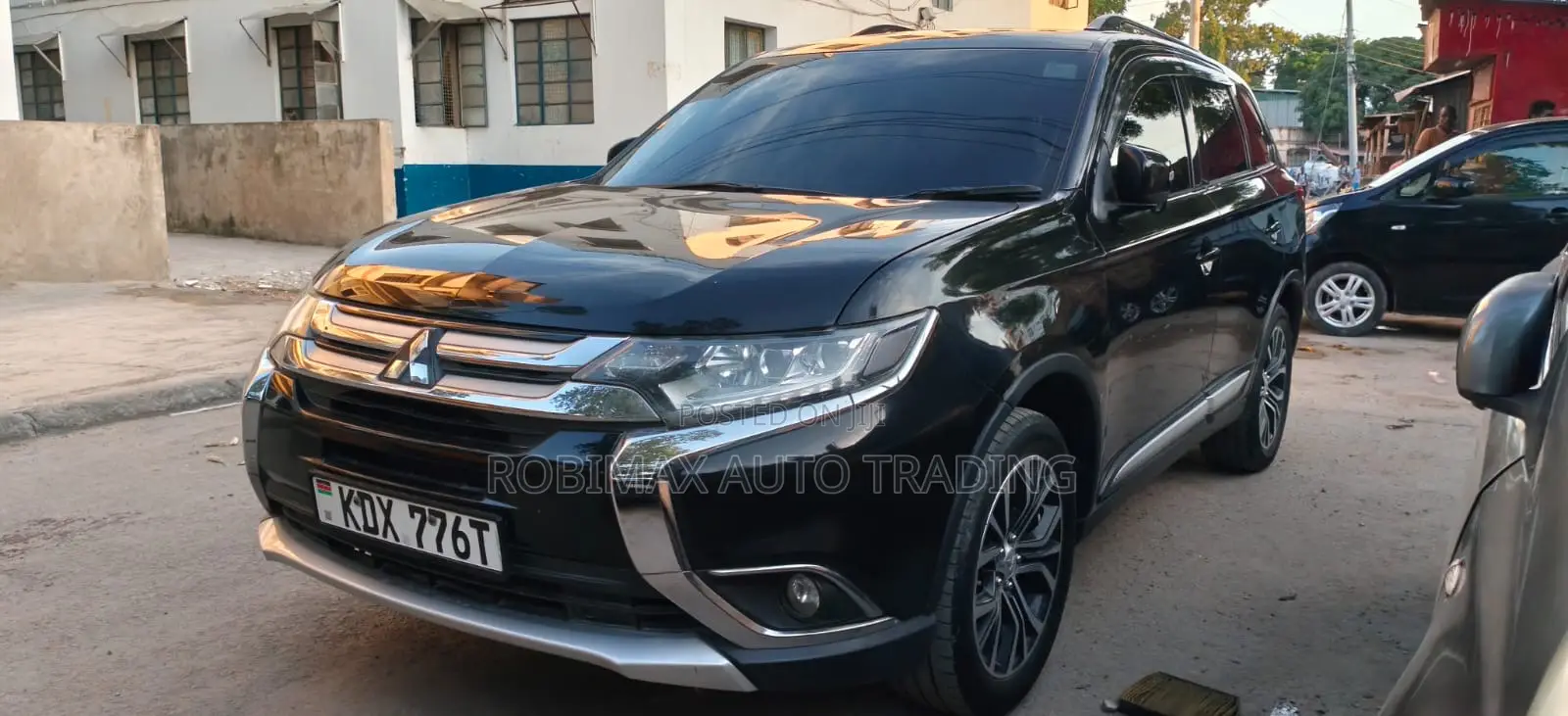 Mitsubishi Outlander 2016 Black