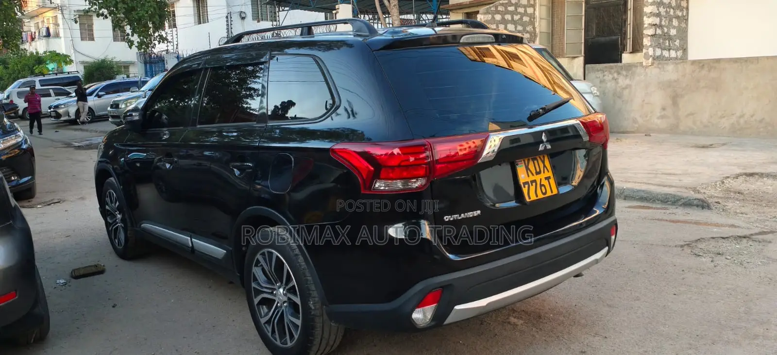 Mitsubishi Outlander 2016 Black