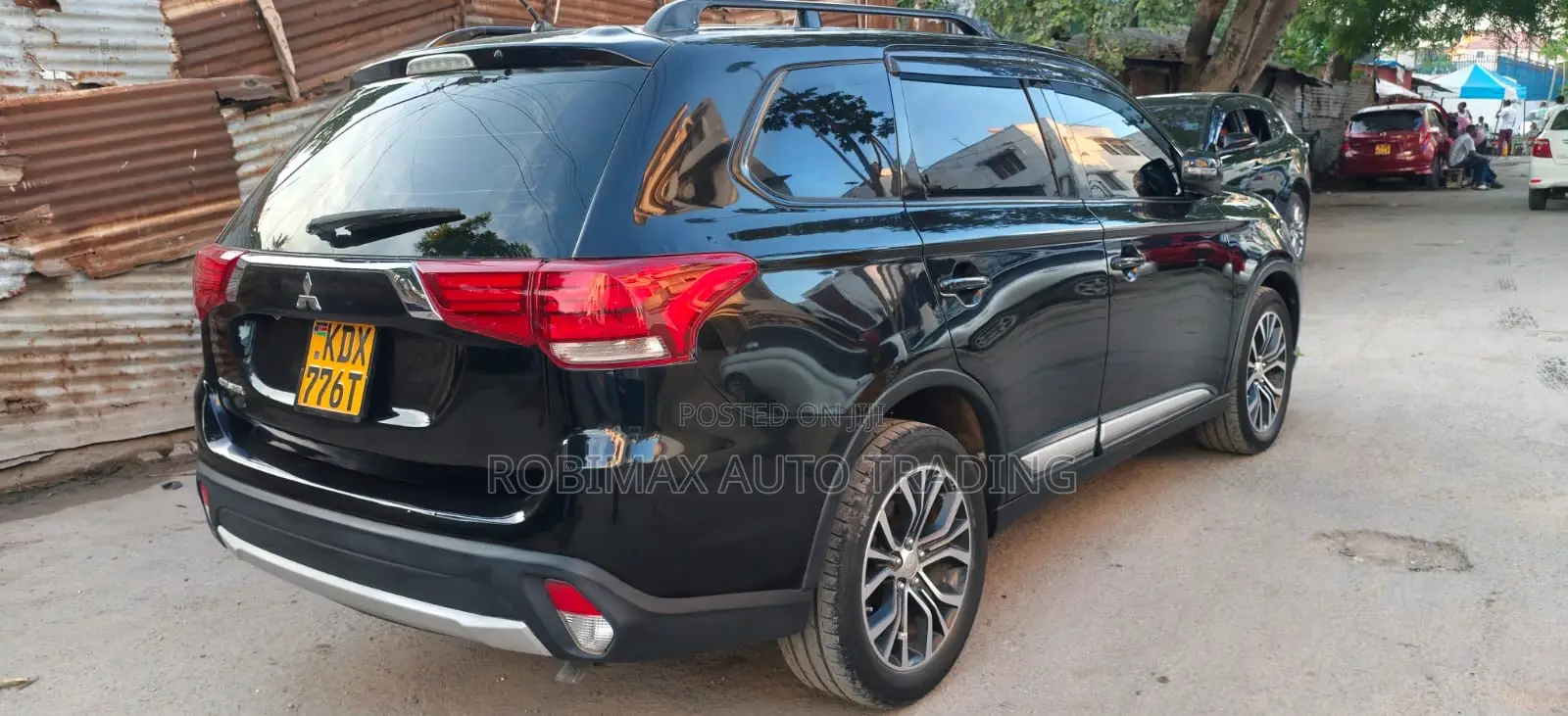 Mitsubishi Outlander 2016 Black