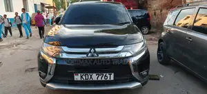 Mitsubishi Outlander 2016 Black