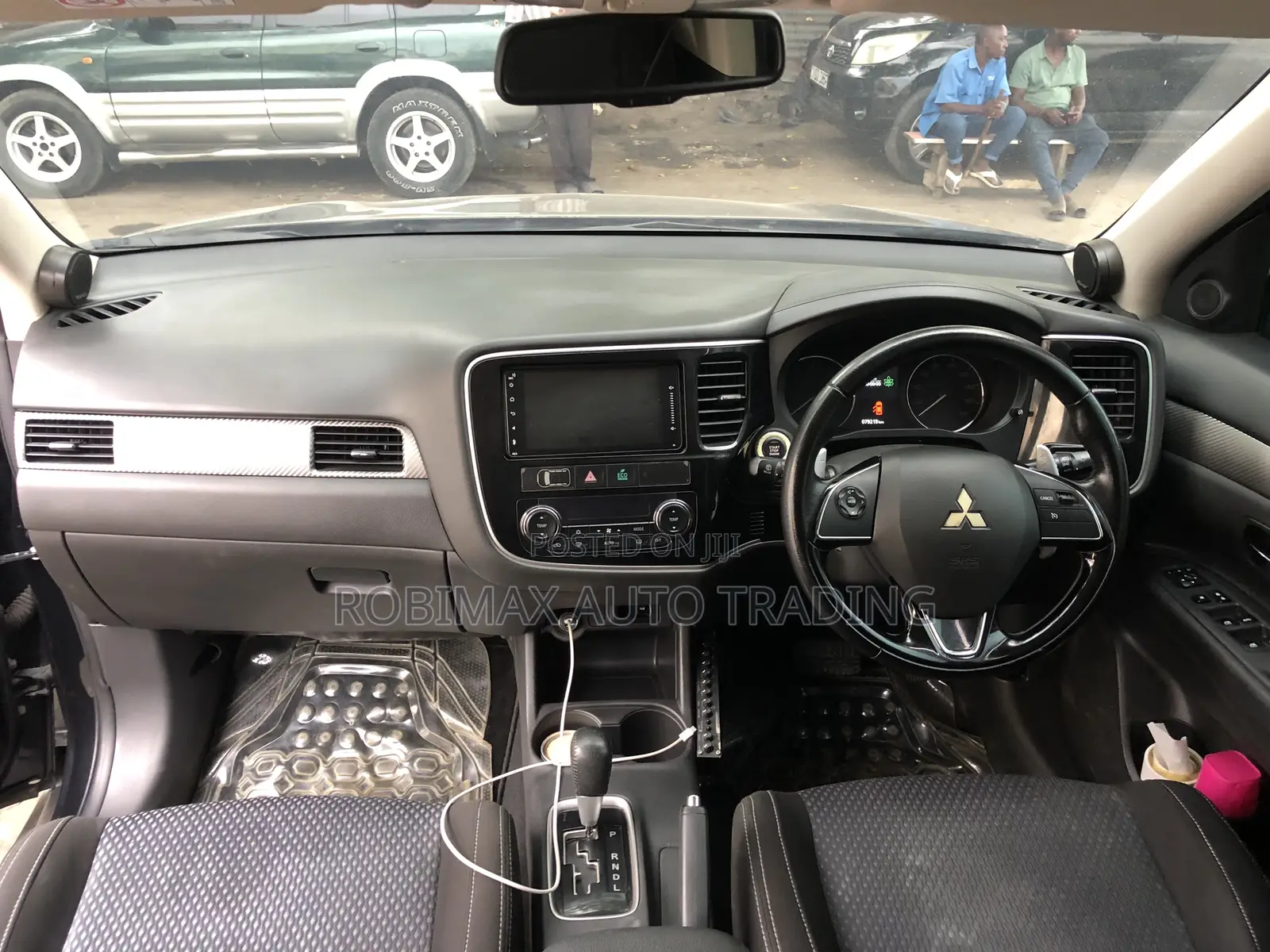 Mitsubishi Outlander 2016 Black