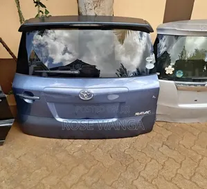 Toyota Rav4 Boot