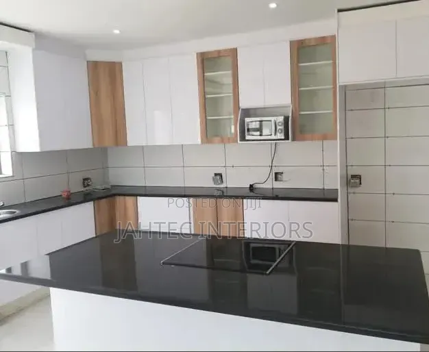 Modern Kitchen Cabinet Fitting