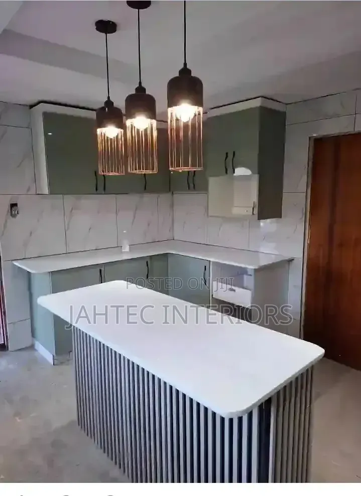 Modern Kitchen Cabinet Fitting