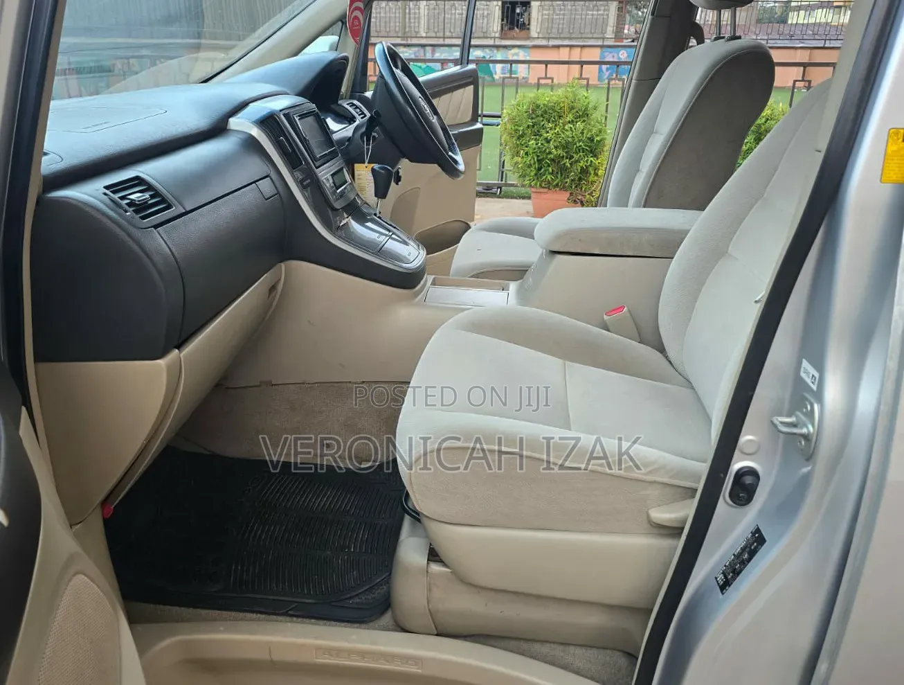 Toyota Alphard 2007 Silver