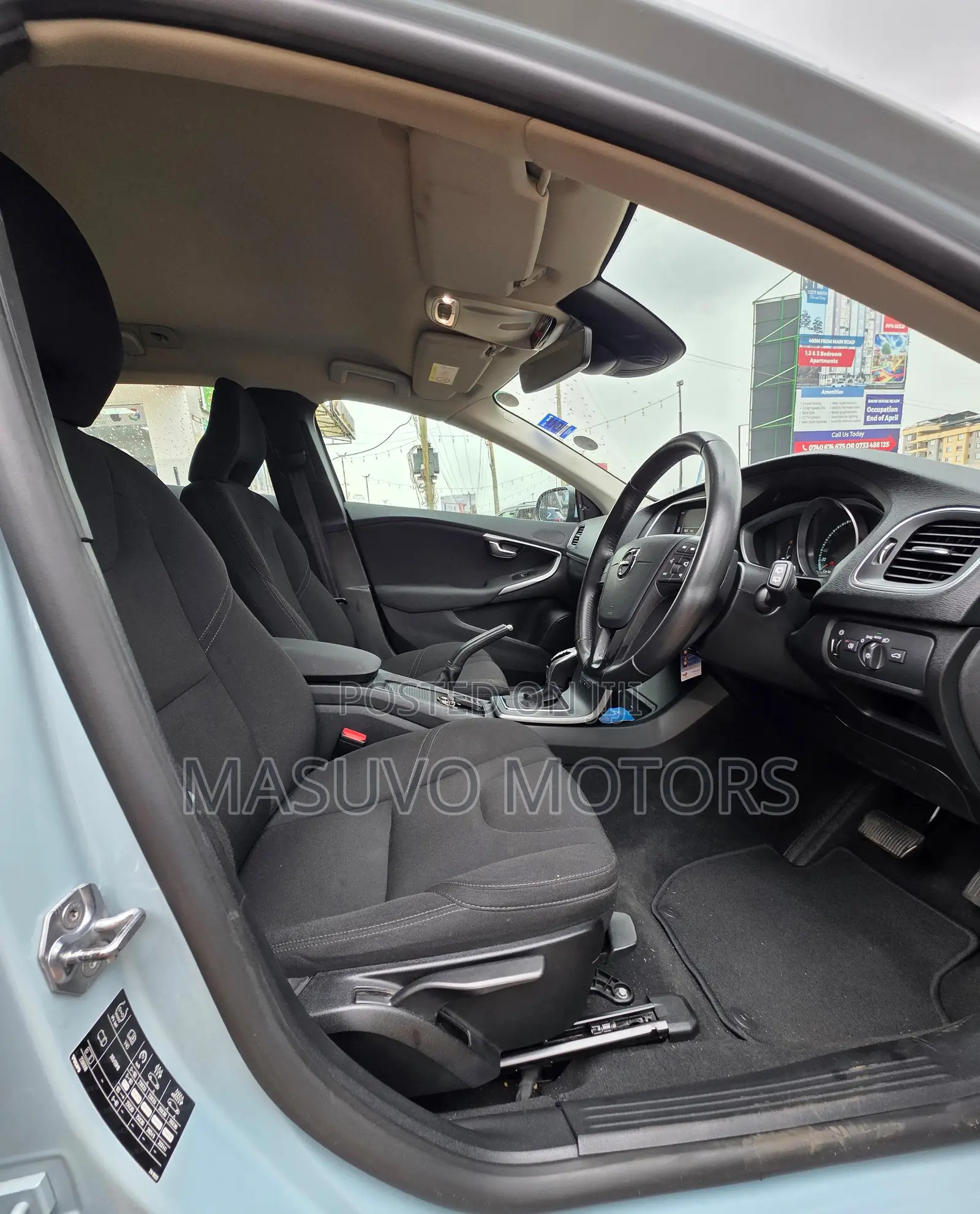 Volvo V40 2019 Blue