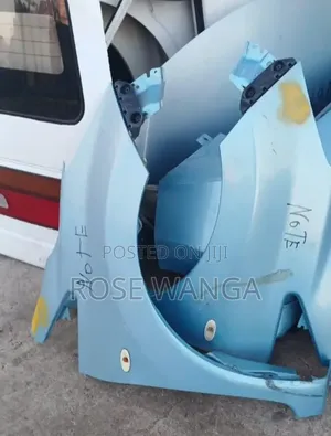 Nissan Note Wing