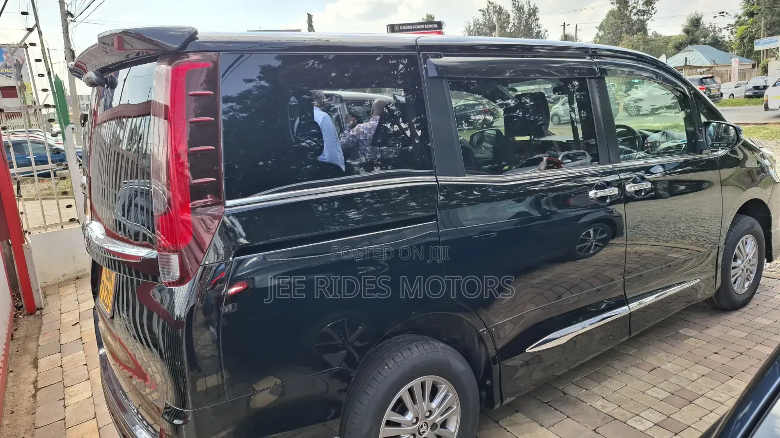 Toyota Noah 2018 Black